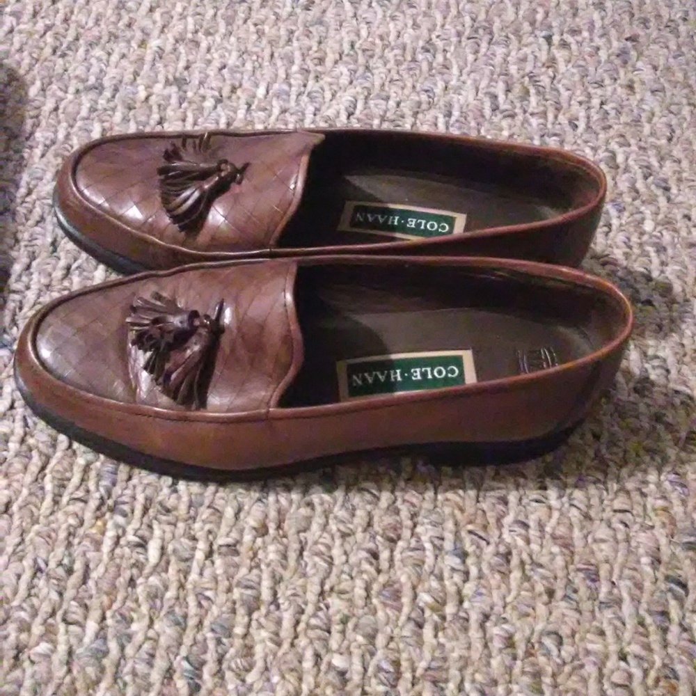 Shoes - Picture 3 of 3